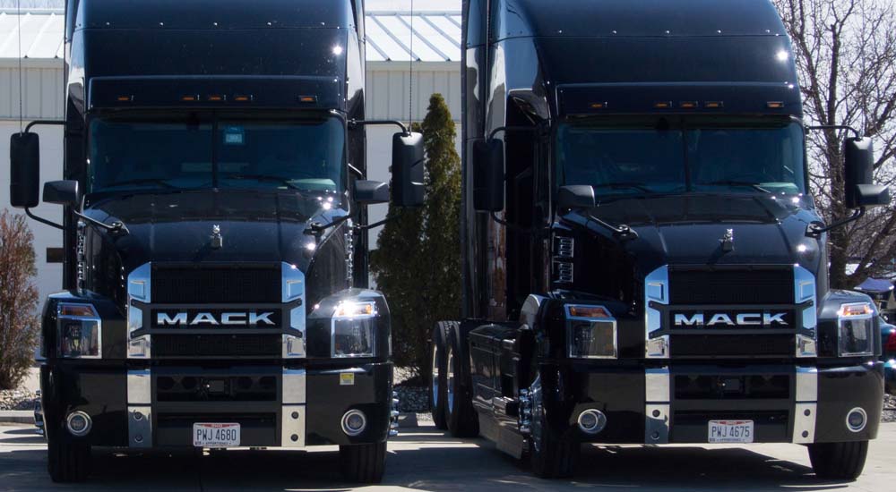 CLE Transportation offers complete range of truckload services and even during peak shipping periods